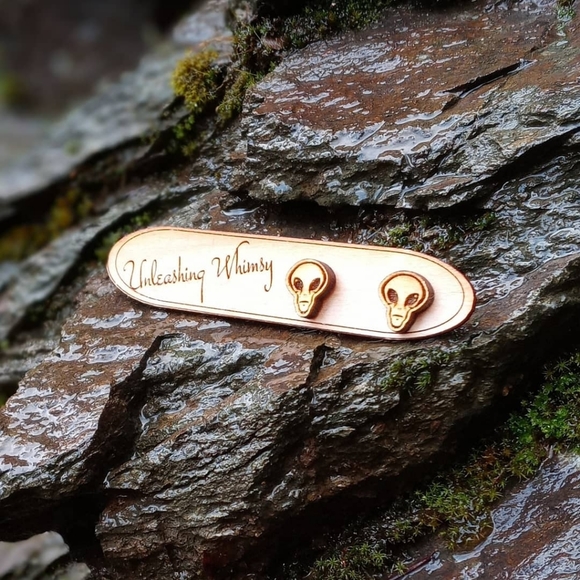 Wooden Alien Earrings ~ Wooden UFO Earrings - Picture 3 of 3